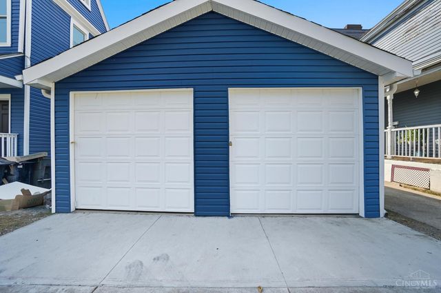 1820 Hewitt Ave, Cincinnati, OH 45207