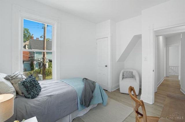 1820 Hewitt Ave, Cincinnati, OH 45207