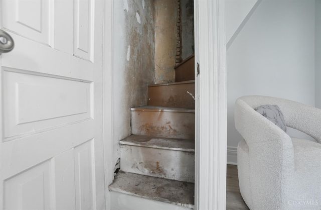 1820 Hewitt Ave, Cincinnati, OH 45207