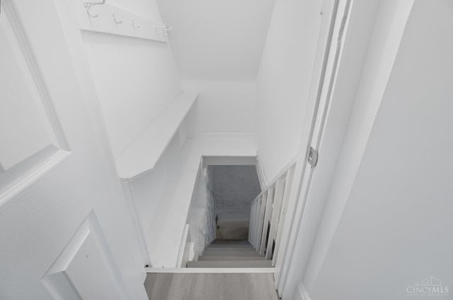 1820 Hewitt Ave, Cincinnati, OH 45207