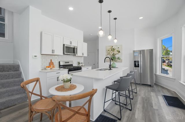 1820 Hewitt Ave, Cincinnati, OH 45207