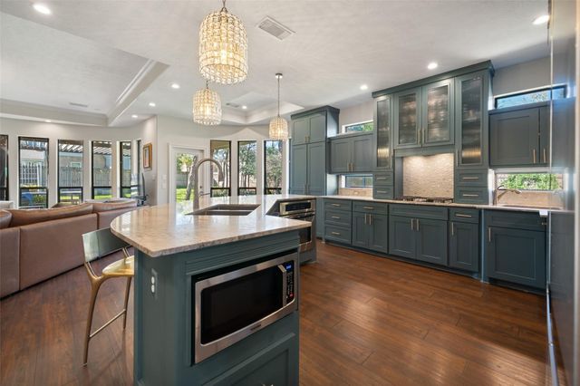 3713 Walden Estates Drive, Montgomery, TX 77356