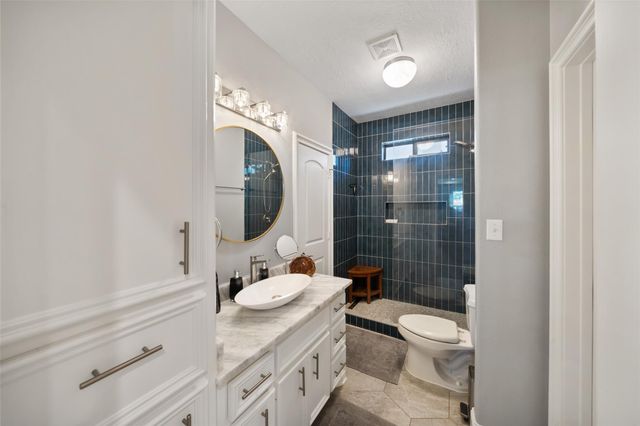 3713 Walden Estates Drive, Montgomery, TX 77356