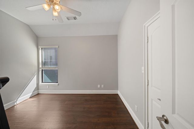 3713 Walden Estates Drive, Montgomery, TX 77356