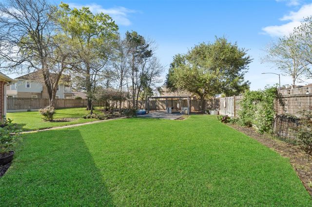 3713 Walden Estates Drive, Montgomery, TX 77356