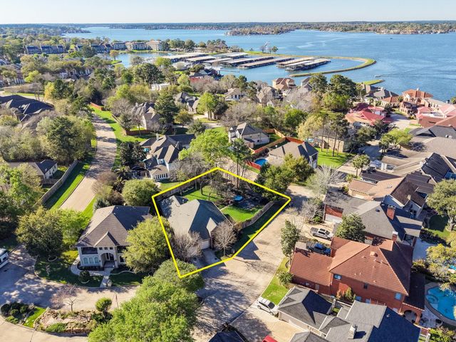 3713 Walden Estates Drive, Montgomery, TX 77356