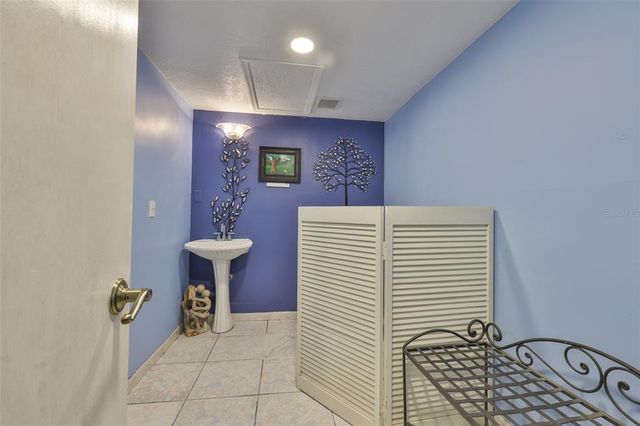 1745 E MULBERRY DRIVE, Tampa, FL 33604