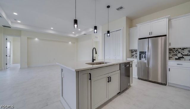 3614 SW 3 ST, Cape Coral, FL 33991