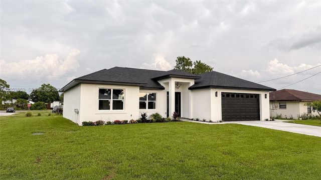 4200 Leaf Road, Sebring, FL 33875