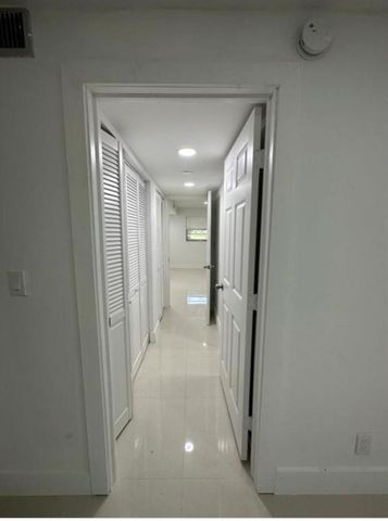 6200 NW 2nd Avenue 118, Boca Raton, FL 33487