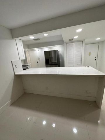6200 NW 2nd Avenue 118, Boca Raton, FL 33487
