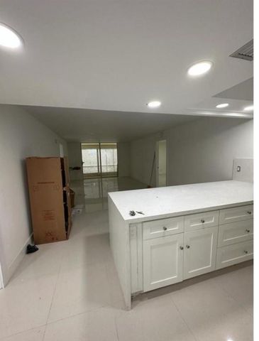 6200 NW 2nd Avenue 118, Boca Raton, FL 33487