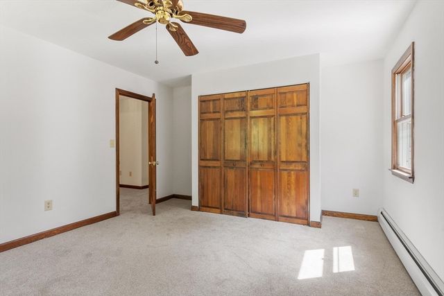 686 Scott Rd, Fitchburg, MA 01420