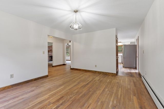 686 Scott Rd, Fitchburg, MA 01420