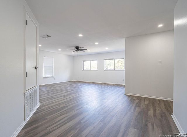 404 Ashley Park, Schertz, TX 78154