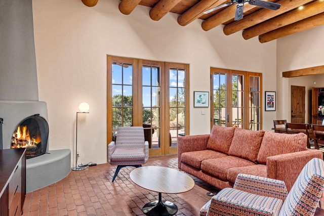 4 Thistle Lane, Santa Fe, NM 87506