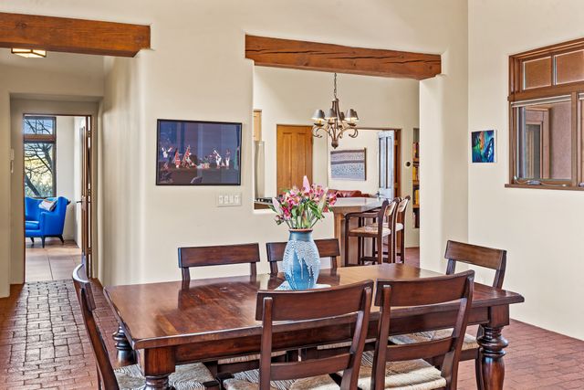 4 Thistle Lane, Santa Fe, NM 87506
