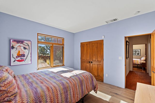 4 Thistle Lane, Santa Fe, NM 87506