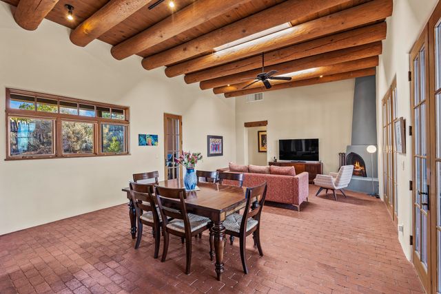 4 Thistle Lane, Santa Fe, NM 87506