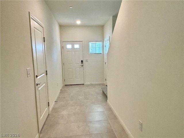 4540 Bayley Skye Avenue, Las Vegas, NV 89141