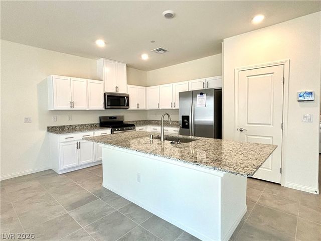 4540 Bayley Skye Avenue, Las Vegas, NV 89141
