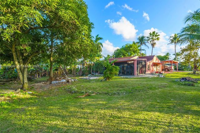 191 NW 83rd St, Miami, FL 33150