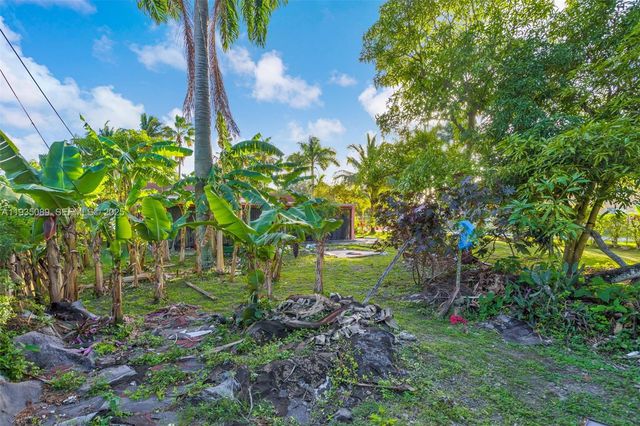 191 NW 83rd St, Miami, FL 33150