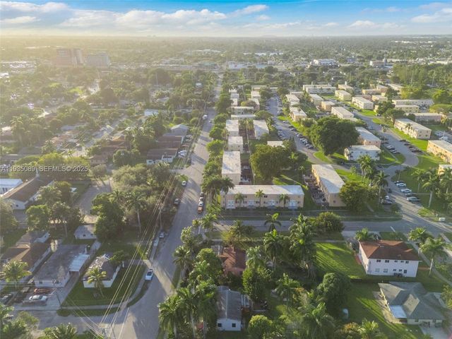 191 NW 83rd St, Miami, FL 33150