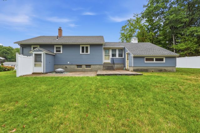 490 Union St, Leominster, MA 01453