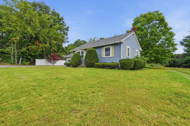490 Union St, Leominster, MA 01453