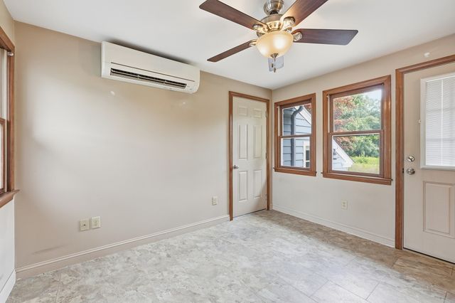 490 Union St, Leominster, MA 01453