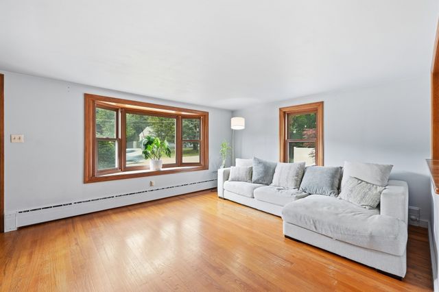 490 Union St, Leominster, MA 01453