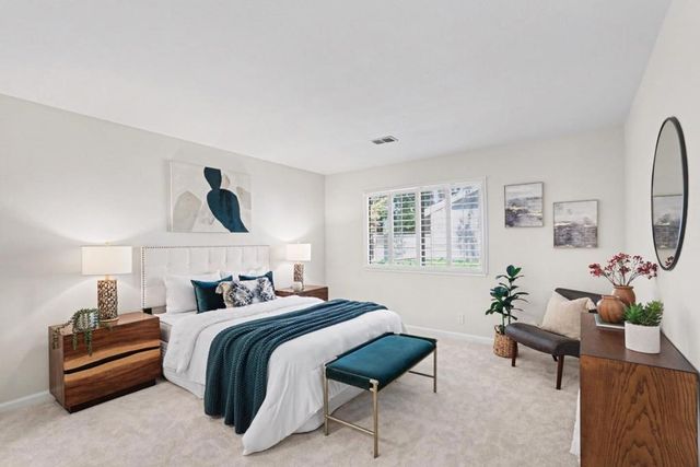 19816 Vineyard Lane, Saratoga, CA 95070