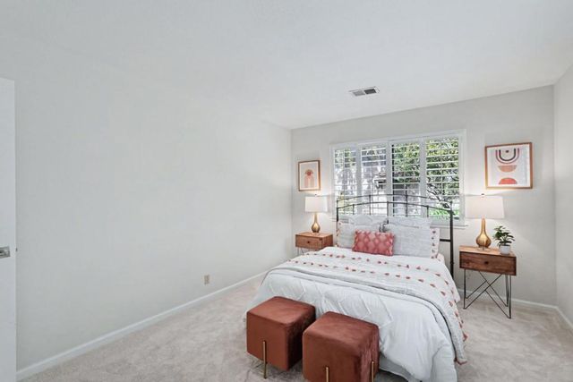 19816 Vineyard Lane, Saratoga, CA 95070