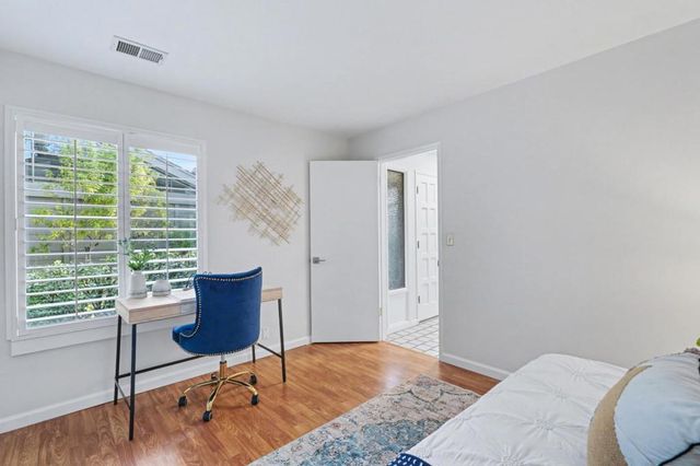 19816 Vineyard Lane, Saratoga, CA 95070