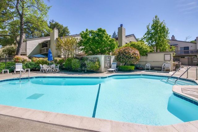 19816 Vineyard Lane, Saratoga, CA 95070