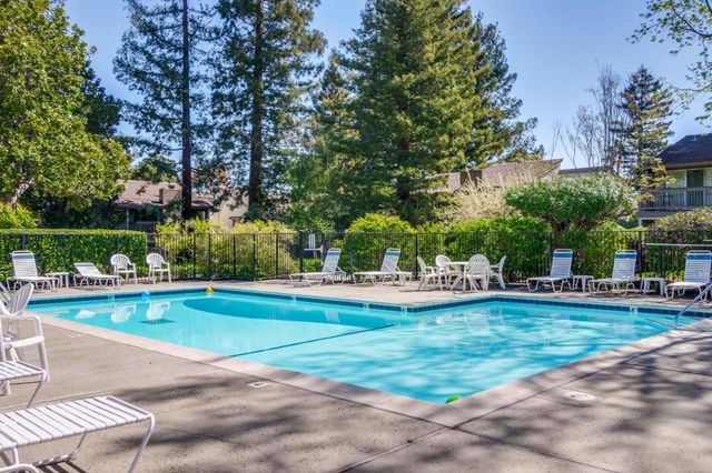 19816 Vineyard Lane, Saratoga, CA 95070