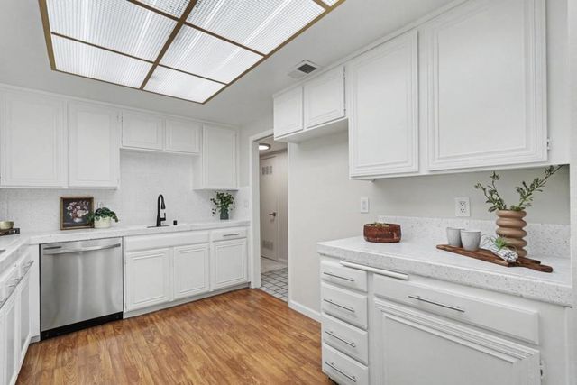 19816 Vineyard Lane, Saratoga, CA 95070