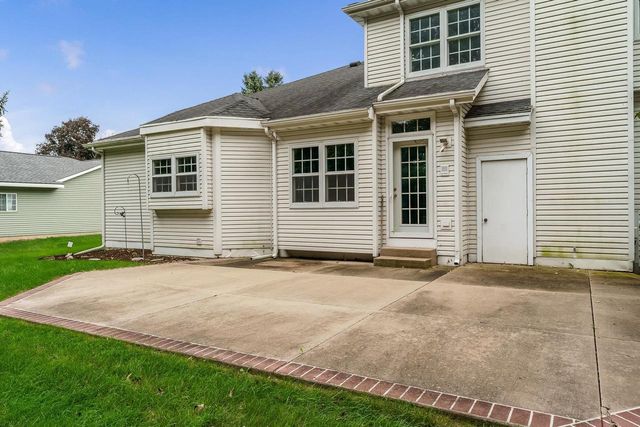 1650 Hemmingway Court, Janesville, WI 53545