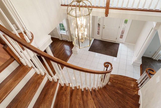 1650 Hemmingway Court, Janesville, WI 53545