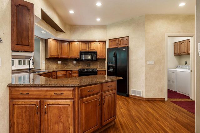 1650 Hemmingway Court, Janesville, WI 53545