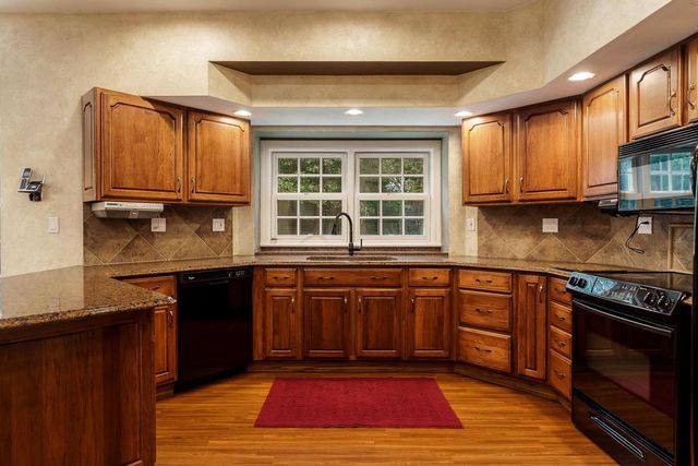 1650 Hemmingway Court, Janesville, WI 53545