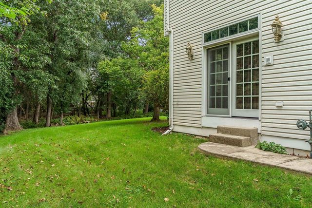 1650 Hemmingway Court, Janesville, WI 53545