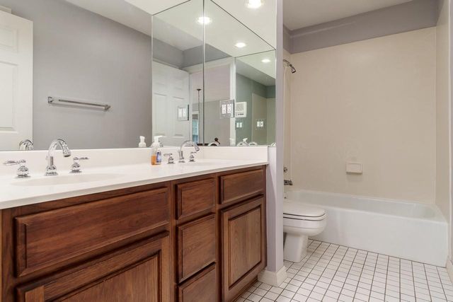 1650 Hemmingway Court, Janesville, WI 53545