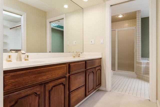 1650 Hemmingway Court, Janesville, WI 53545