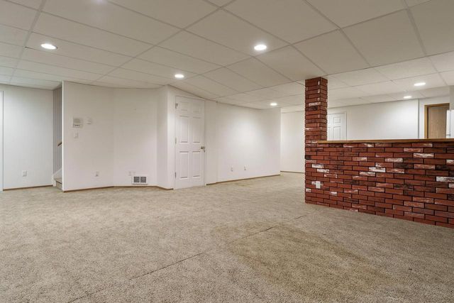 1650 Hemmingway Court, Janesville, WI 53545