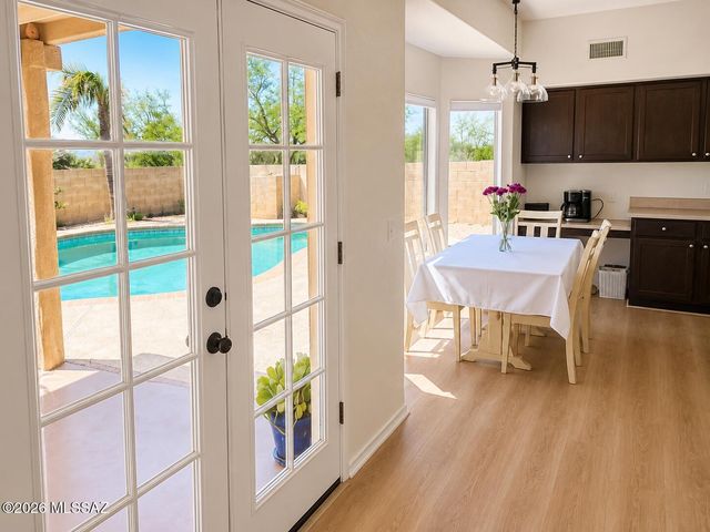 11012 N Divot Drive, Tucson, AZ 85737