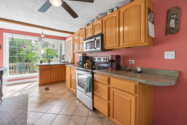 261 Mirandy Rd, Cookeville, TN 38506