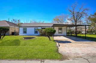 9510 Chesterfield Drive, Houston, TX 77051