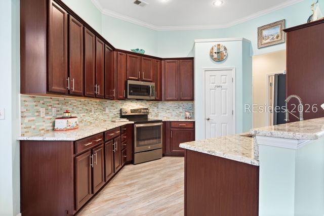 1 Jekyll Ct, Bluffton, SC 29910